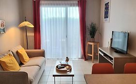 Les Thermes 402 - Appt avec piscine commune